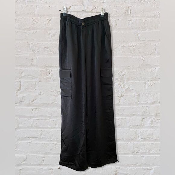 Superdown Rita Cargo Pants Black satin track jogger pull on Revolve M - Picture 5 of 9